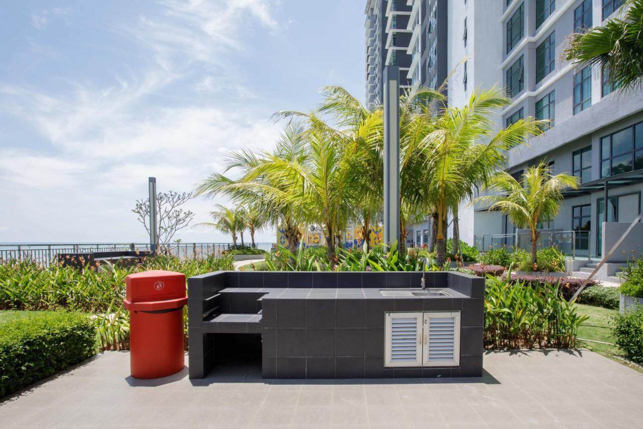 Aisi3 Studio Seaview At Tanjung Lumpur กวนตัน ภายนอก รูปภาพ